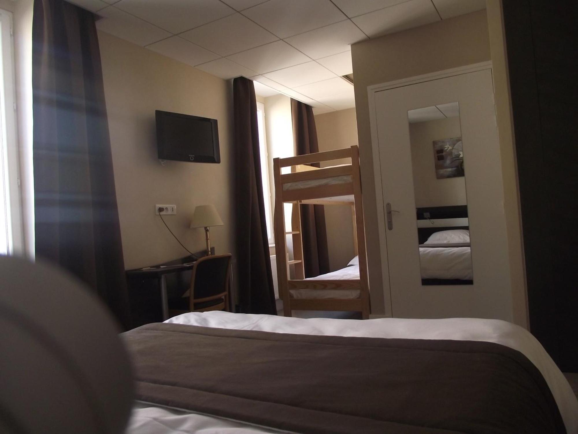 Logis Hotel Des Bourbons Montluçon Zewnętrze zdjęcie