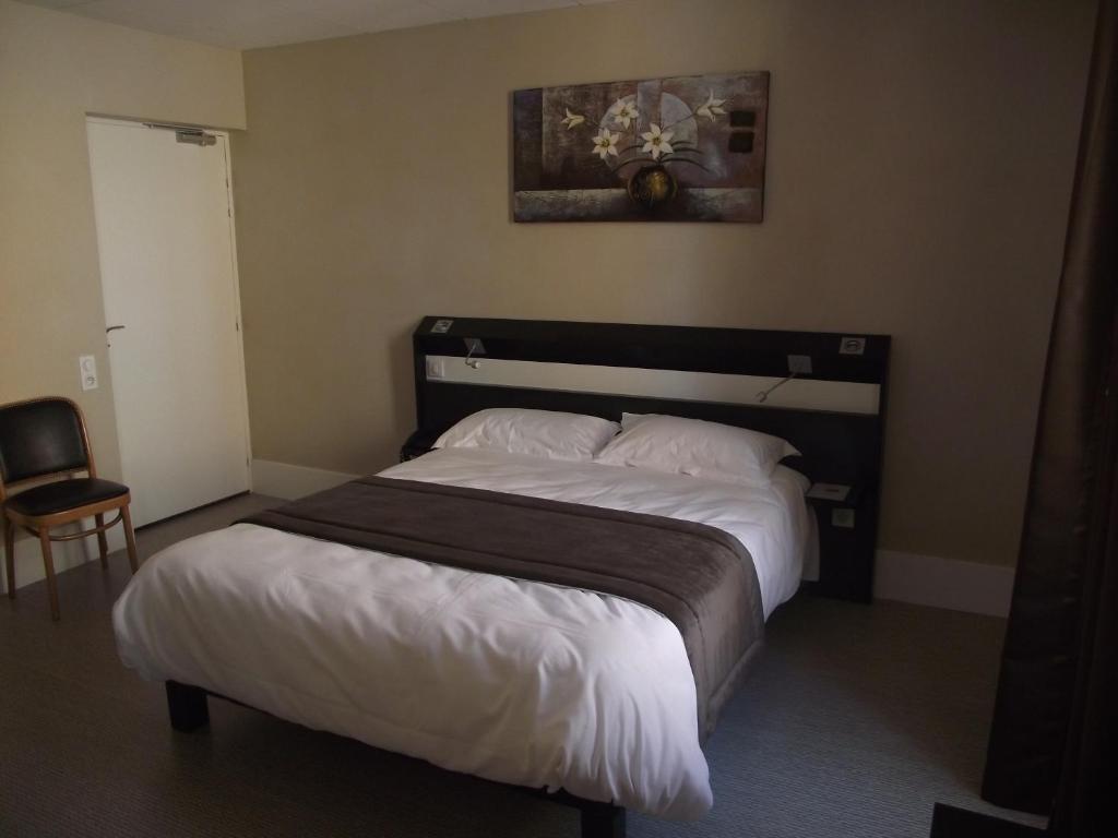 Logis Hotel Des Bourbons Montluçon Zewnętrze zdjęcie