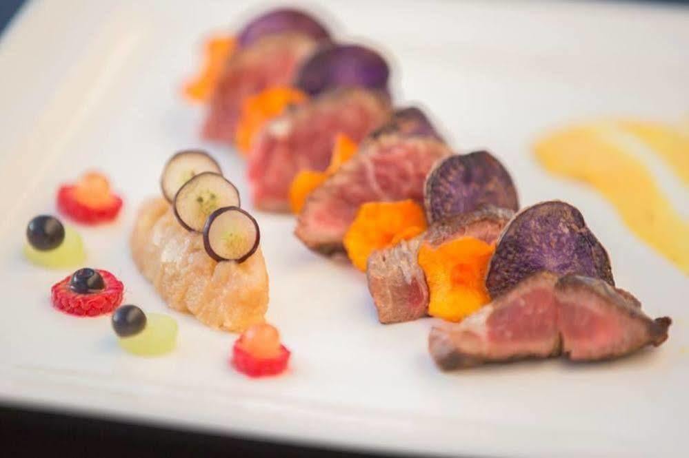 Logis Hotel Des Bourbons Montluçon Zewnętrze zdjęcie